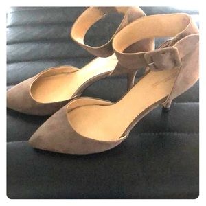 Zara Grey suede heel